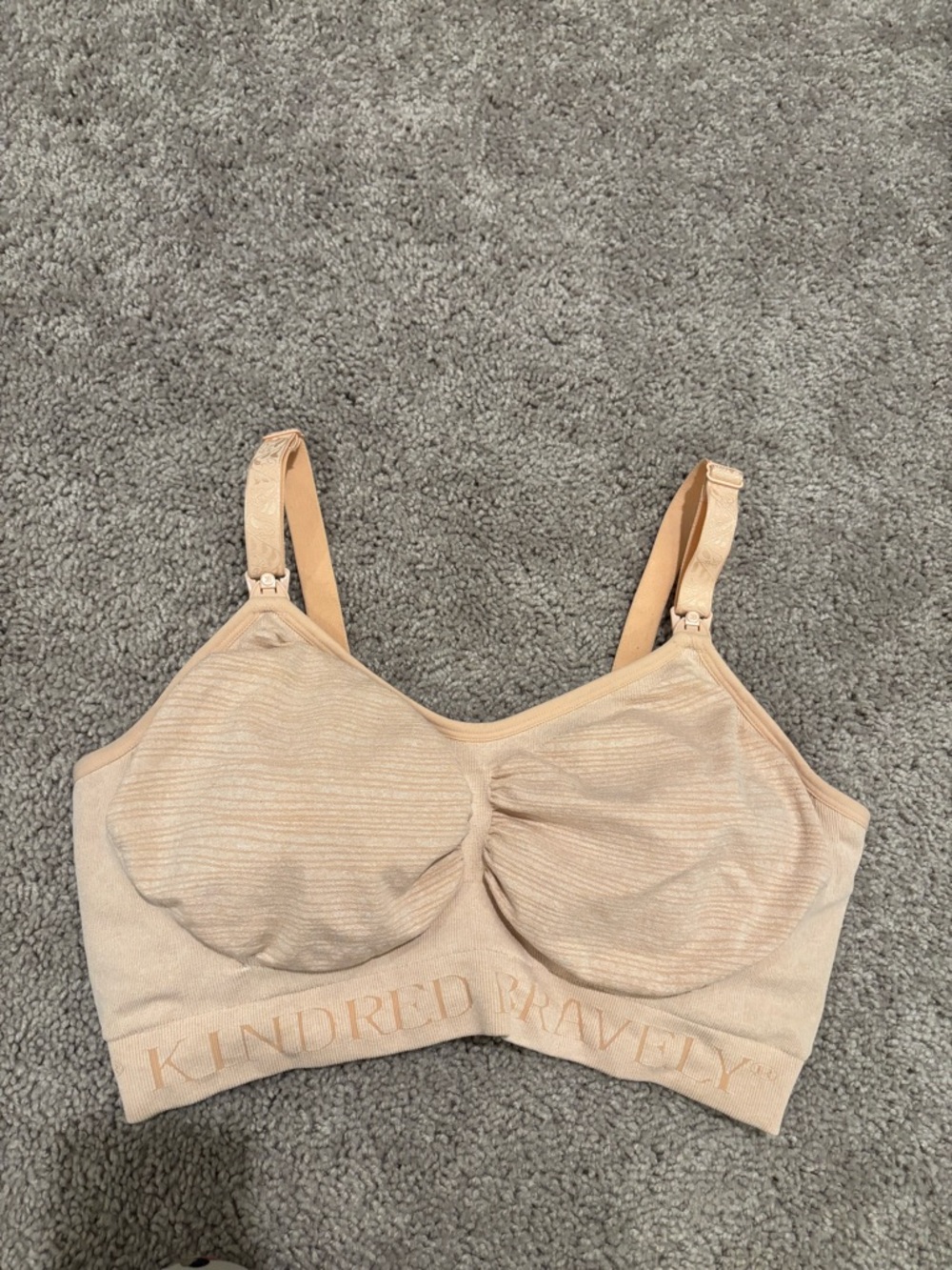 Kindred Bravely Nude Pumping and Nursing Bra M- BUSTY